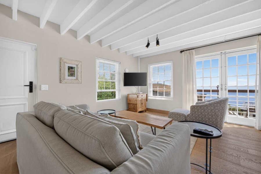 6 Bedroom Property for Sale in Camps Bay Western Cape